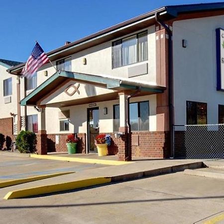 Cassville Four Seasons Inn & Suites Dış mekan fotoğraf