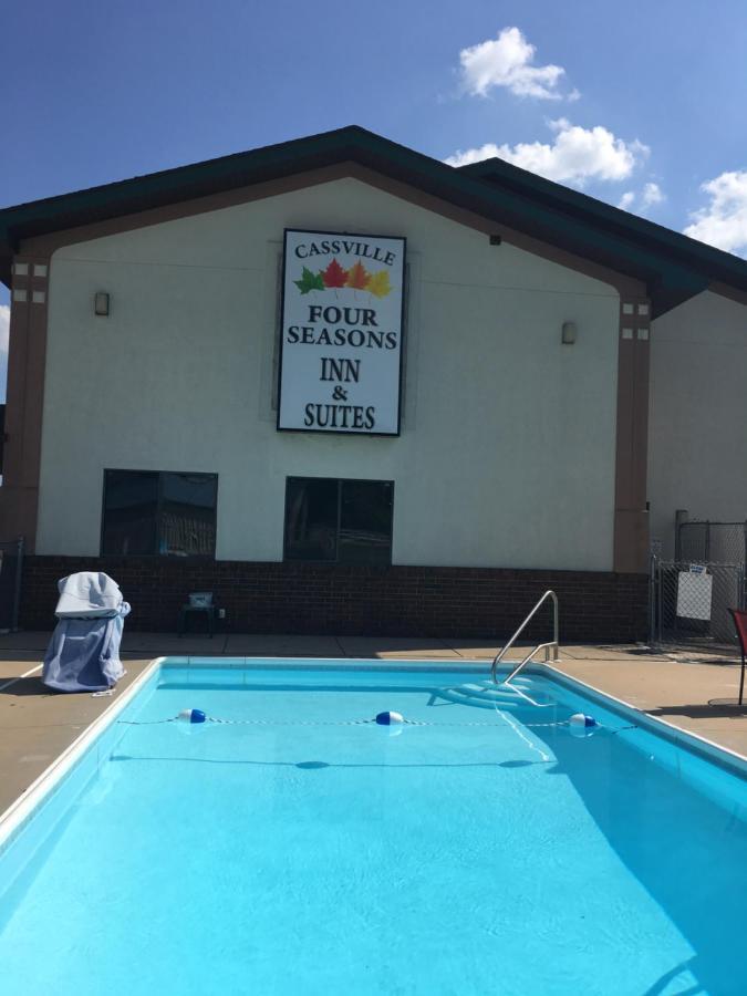 Cassville Four Seasons Inn & Suites Dış mekan fotoğraf